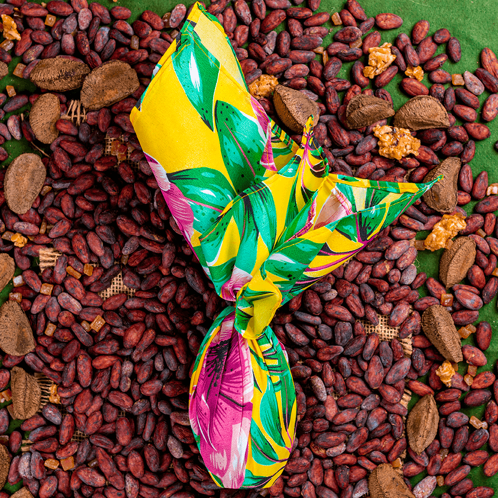 Ovo de Páscoa - Chocolate 54% com Castanha caramelizada e Jujuba de cupuaçu 150g